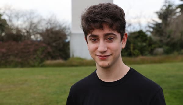 Avi Schiffmann
